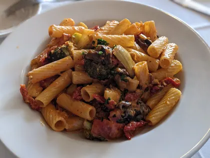 Betos Italian Bistro, business photo 4