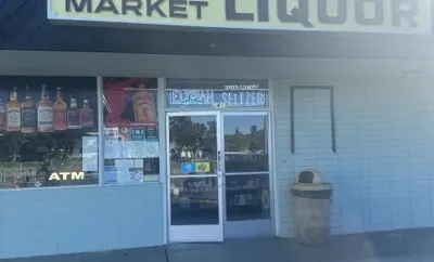 Knolls Plaza Market, business photo 1