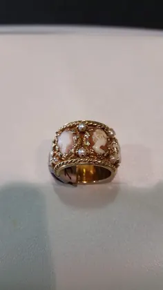 Silver & Gold, business photo 2
